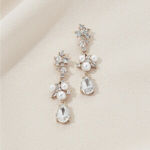 Olive & Piper Blair Drops and Essie Pendant